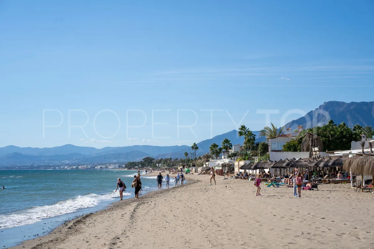 Se vende parcela en Costabella