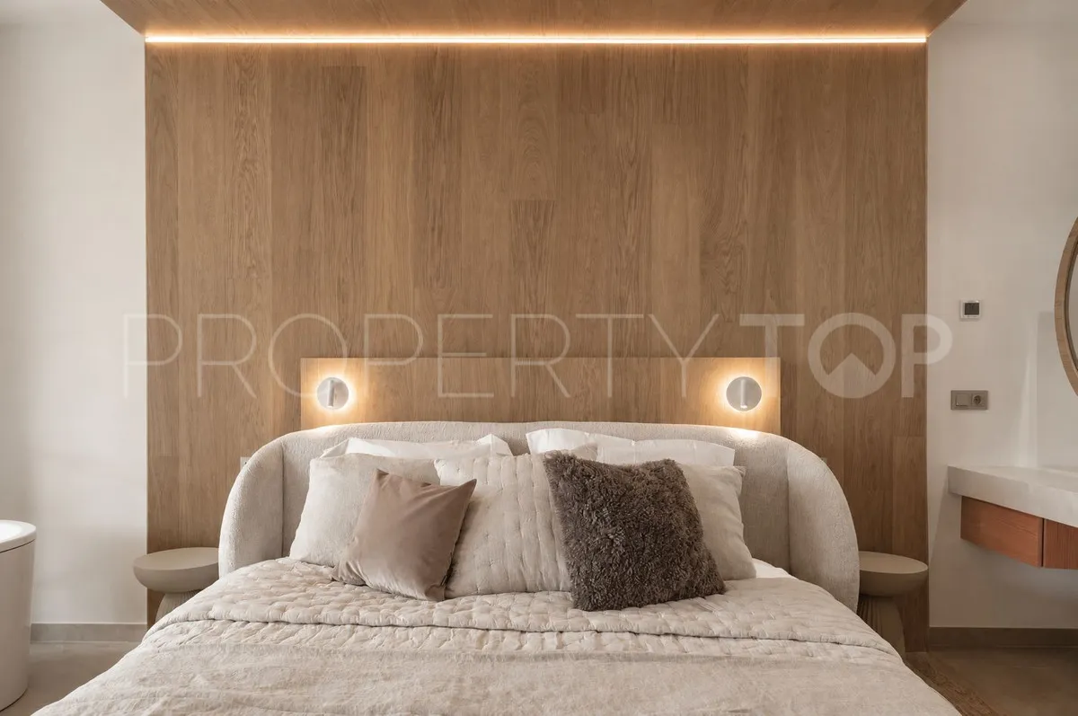 Apartamento planta baja a la venta de 3 dormitorios en El Higueron