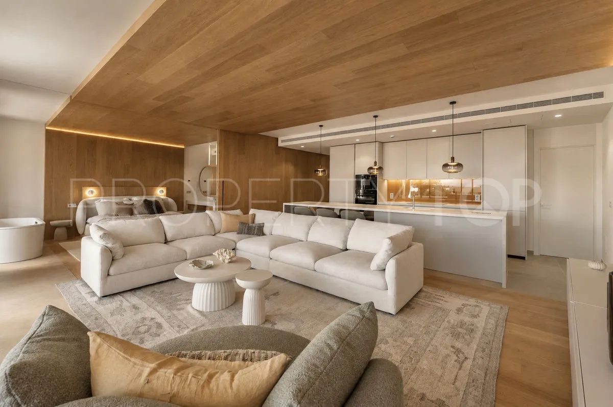 Apartamento planta baja a la venta de 3 dormitorios en El Higueron