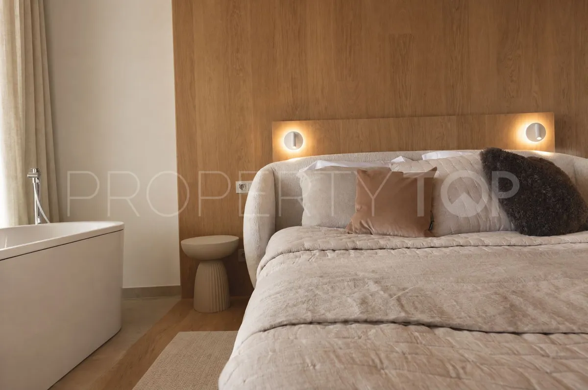Apartamento planta baja a la venta de 3 dormitorios en El Higueron