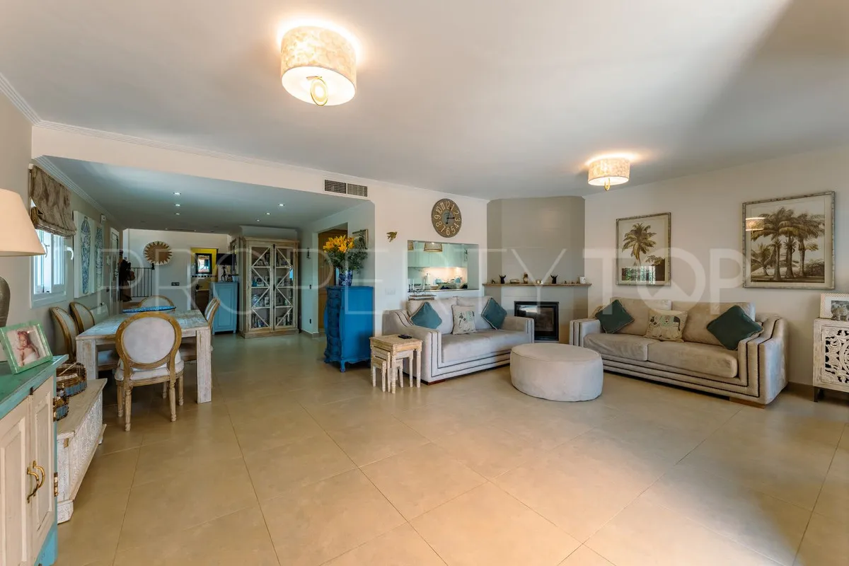 Villa a la venta en El Padron de 4 dormitorios