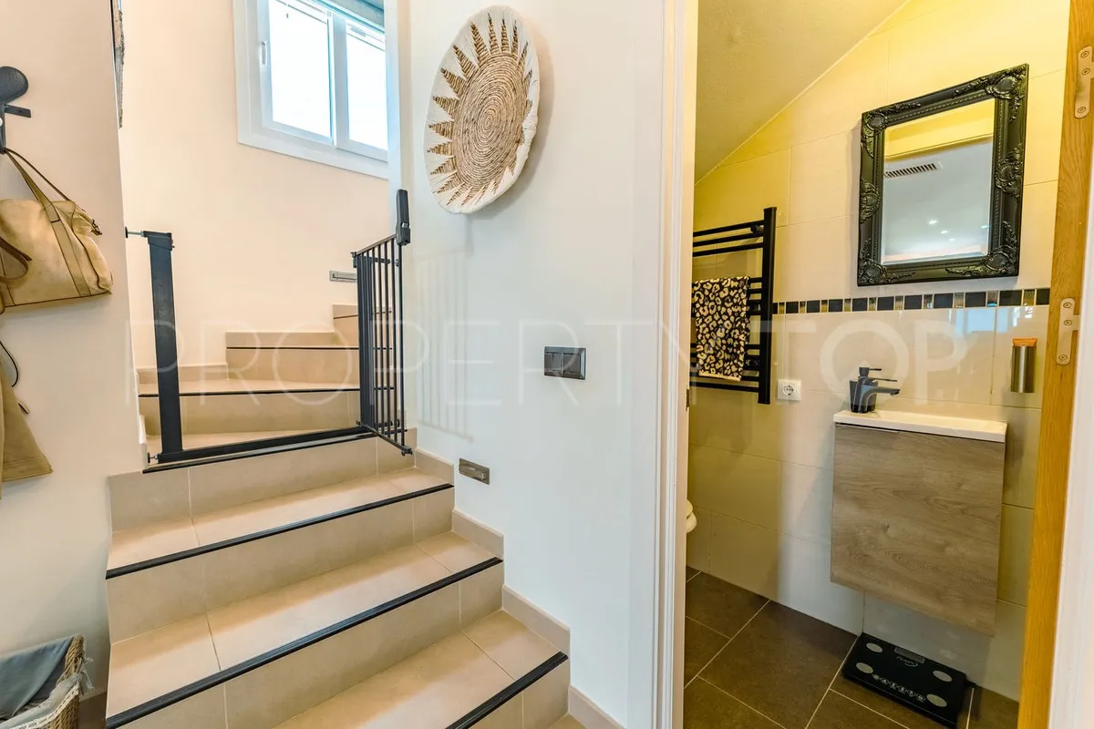 Villa a la venta en El Padron de 4 dormitorios