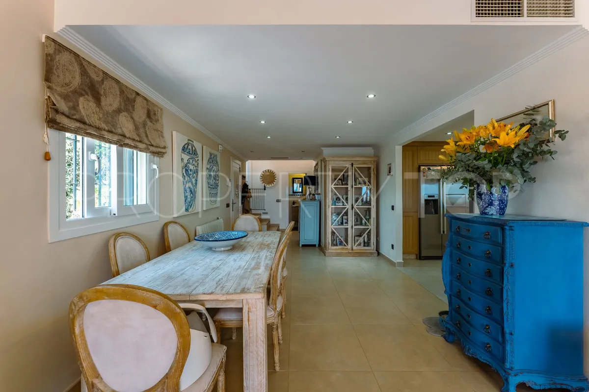 Villa a la venta en El Padron de 4 dormitorios