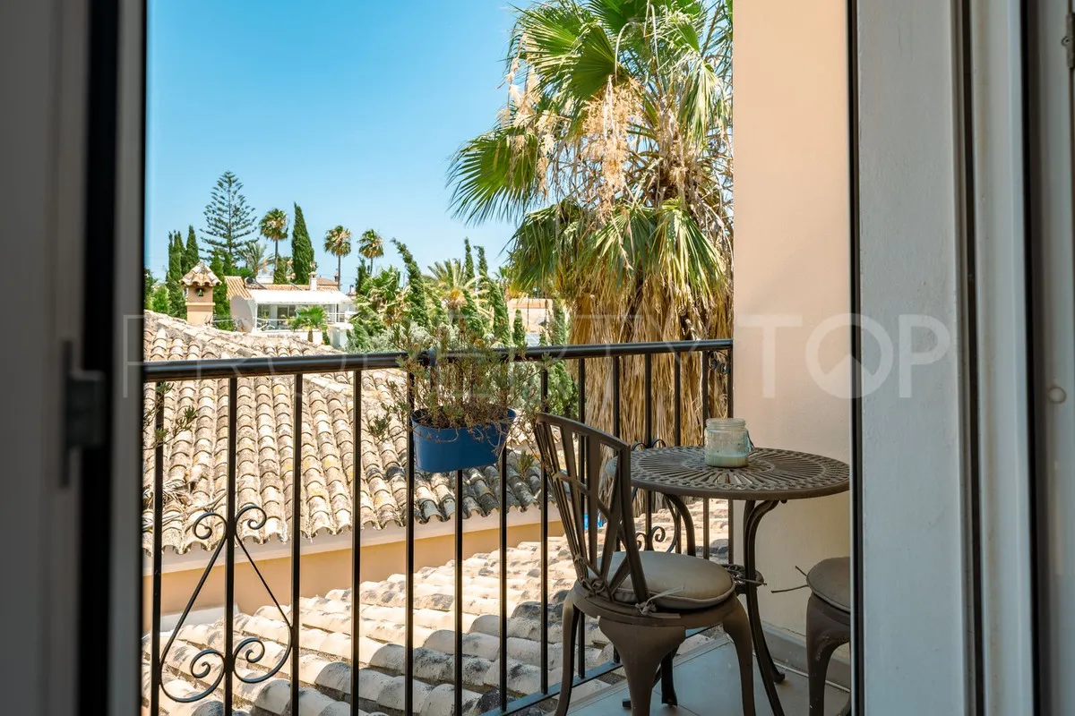 Villa a la venta en El Padron de 4 dormitorios