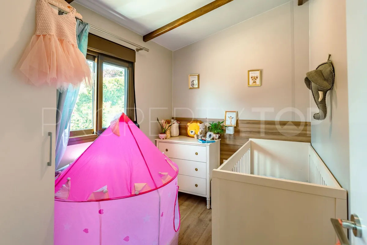 Villa a la venta en El Padron de 4 dormitorios