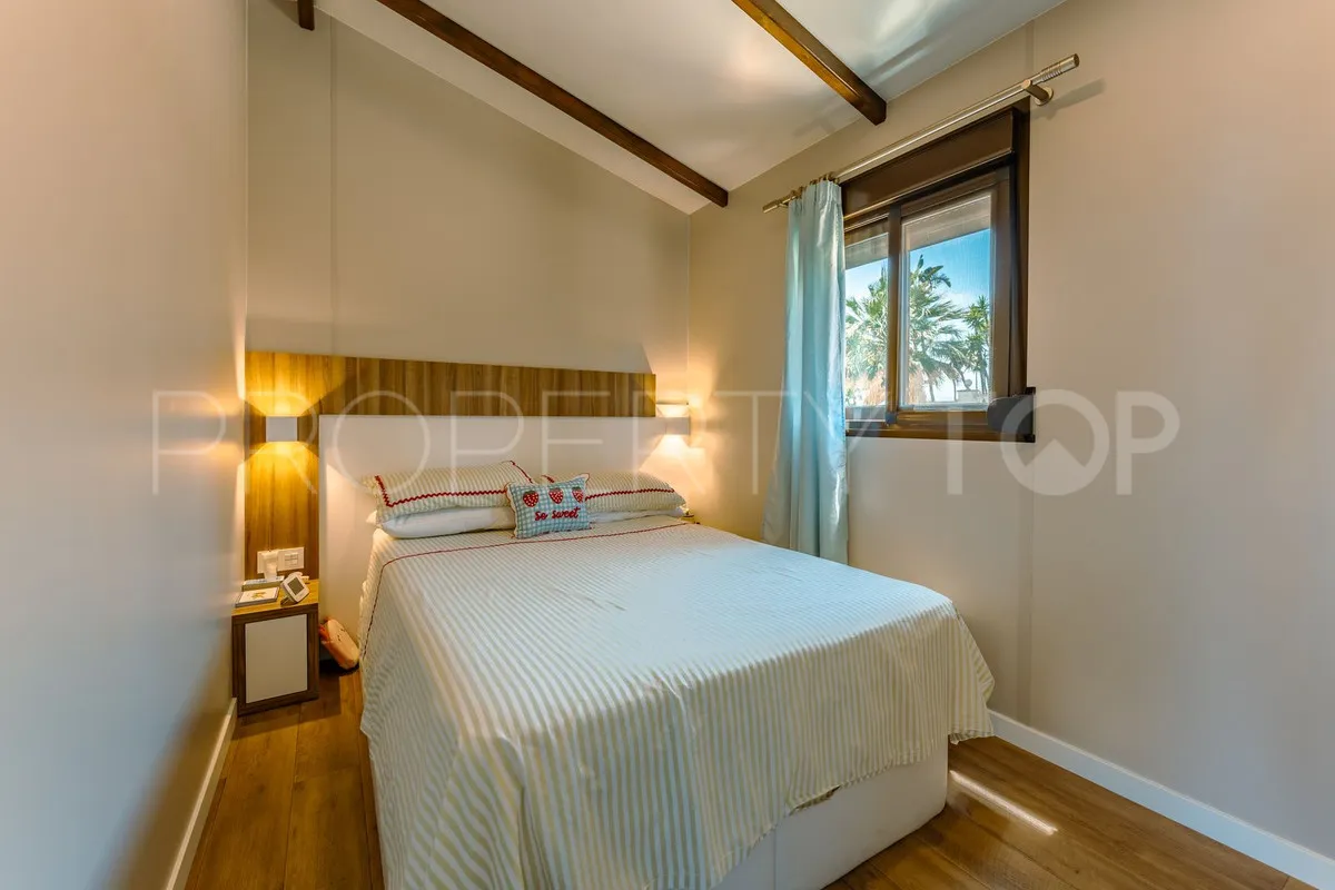 Villa a la venta en El Padron de 4 dormitorios