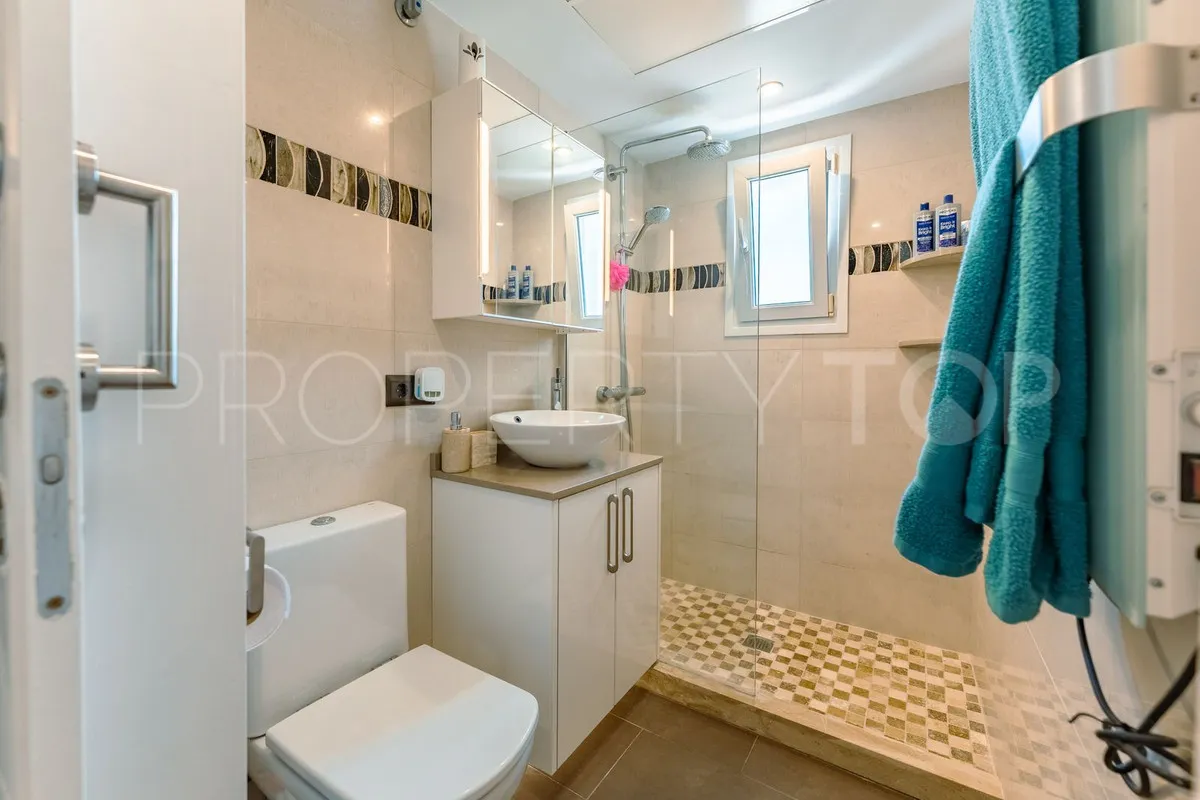 Villa a la venta en El Padron de 4 dormitorios