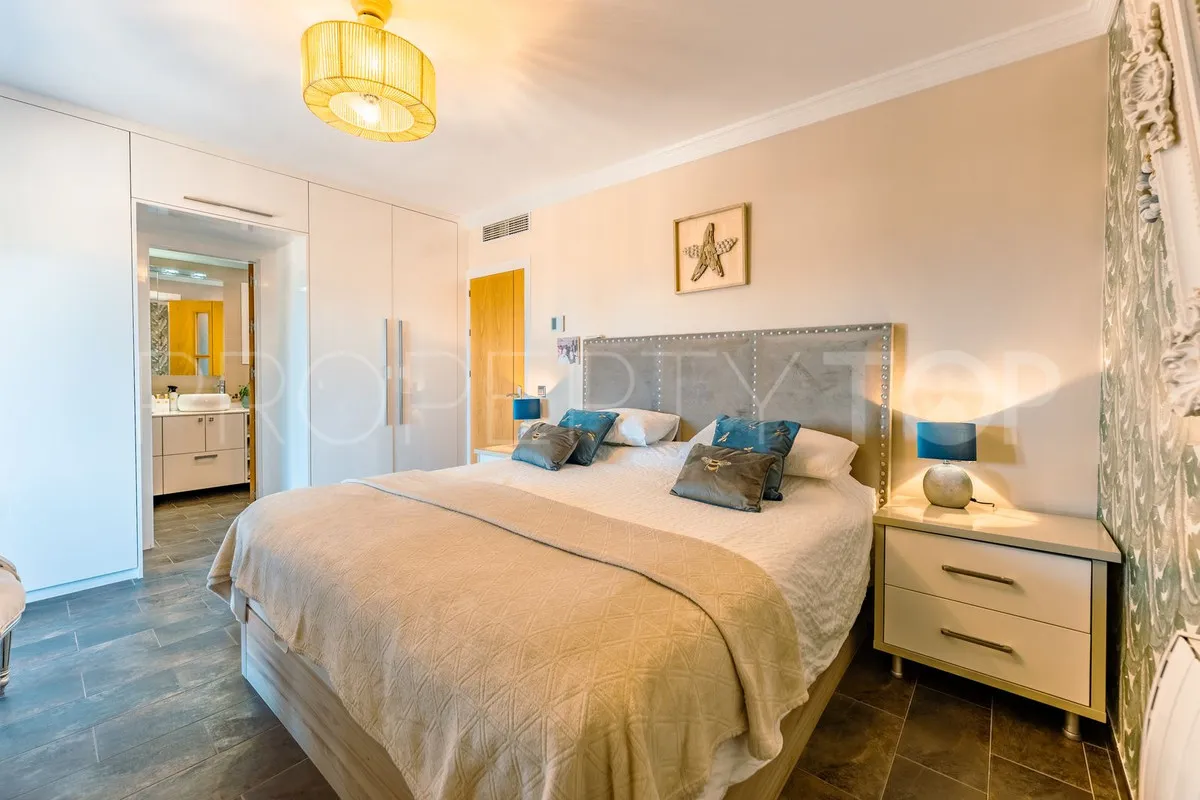 Villa a la venta en El Padron de 4 dormitorios
