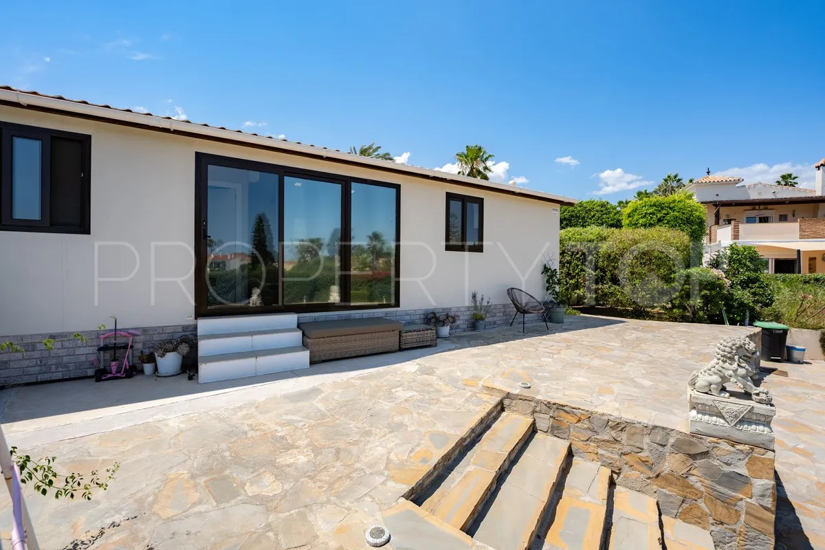 Villa a la venta en El Padron de 4 dormitorios