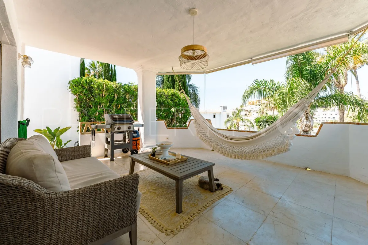 Villa with 4 bedrooms for sale in Selwo
