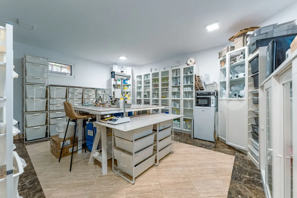Villa with 4 bedrooms for sale in Selwo