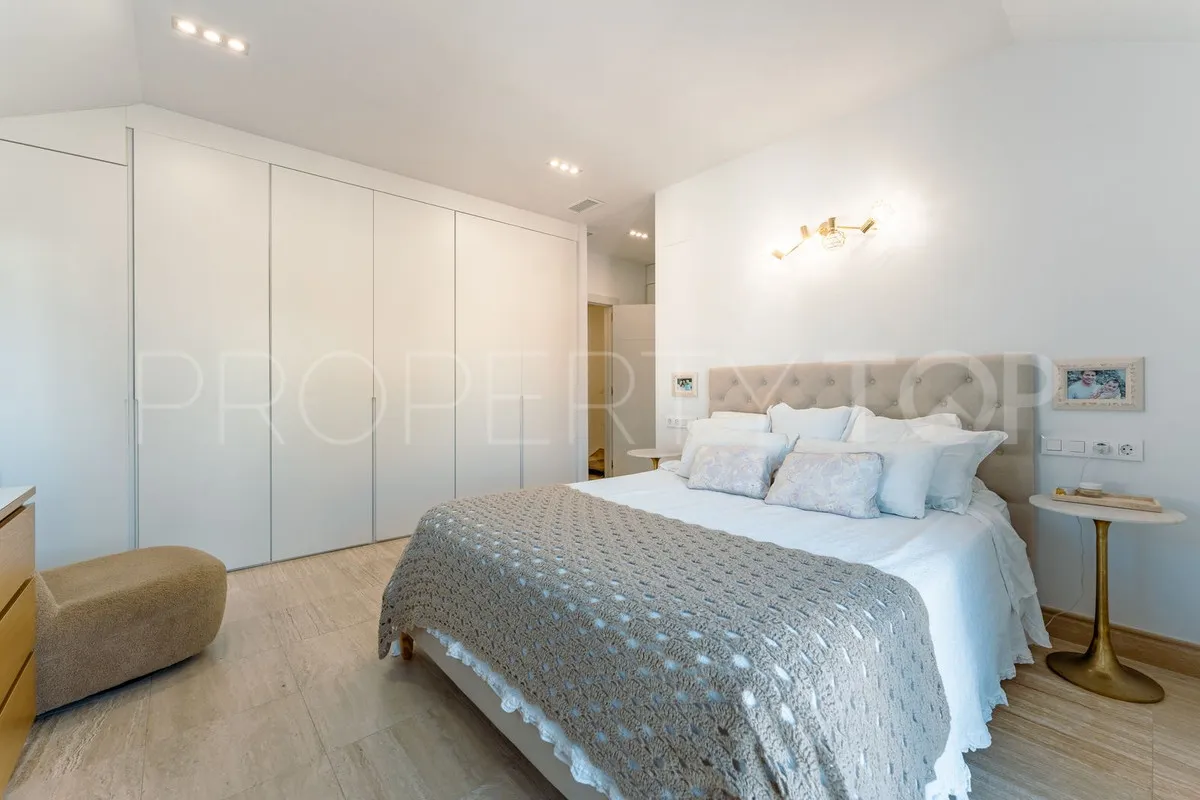 Villa with 4 bedrooms for sale in Selwo