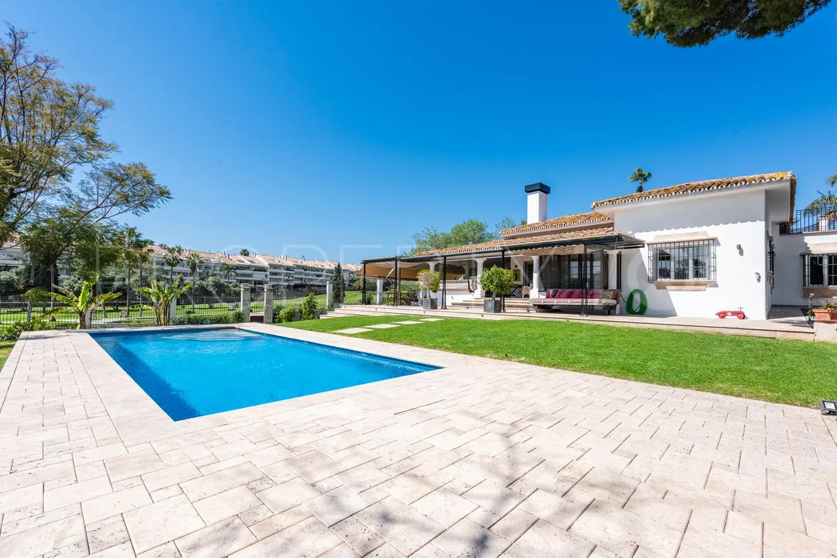 Villa with 4 bedrooms for sale in San Pedro de Alcantara