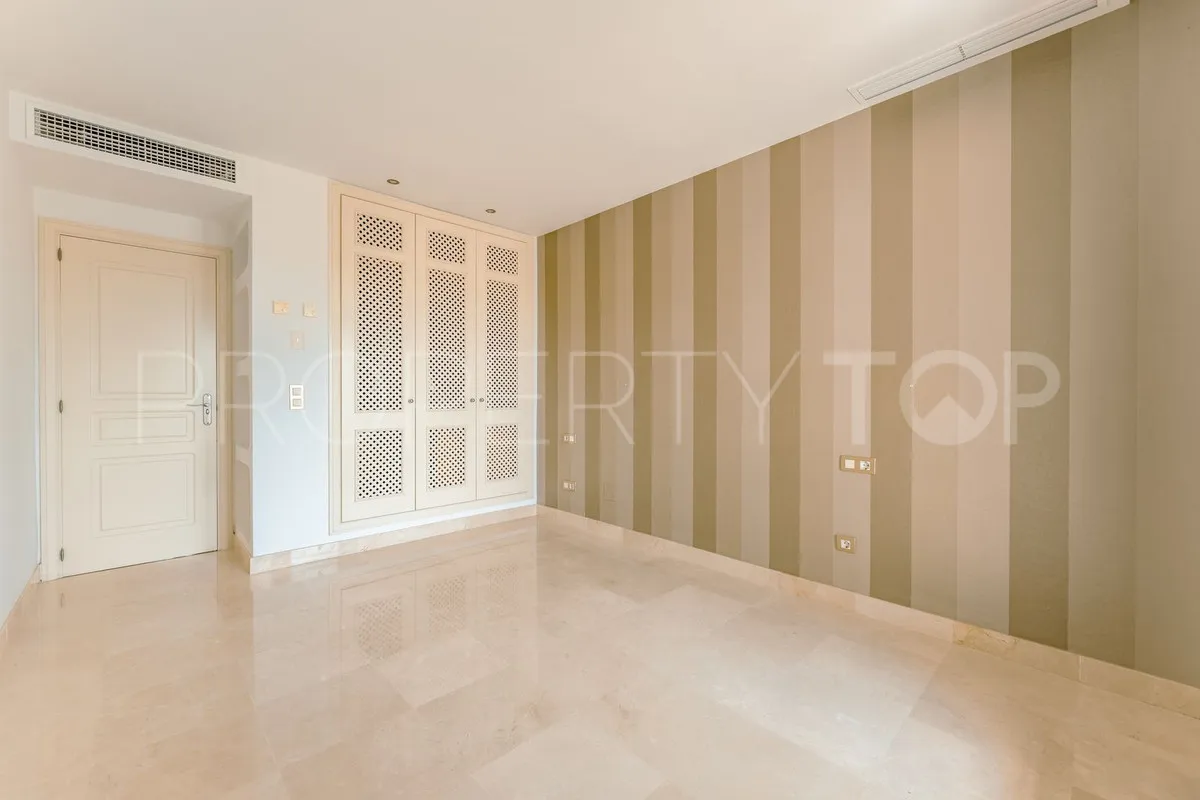 3 bedrooms El Paraiso town house for sale