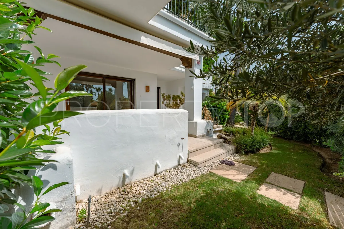 3 bedrooms El Paraiso town house for sale