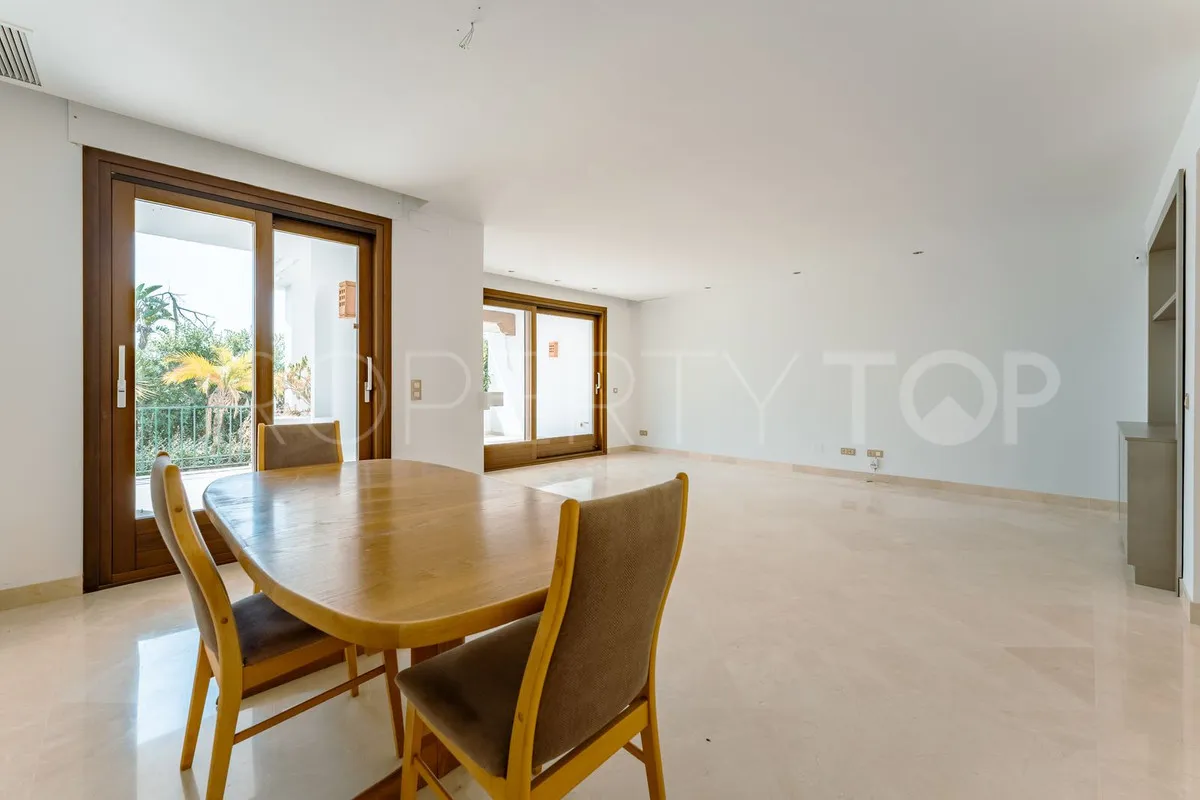3 bedrooms El Paraiso town house for sale