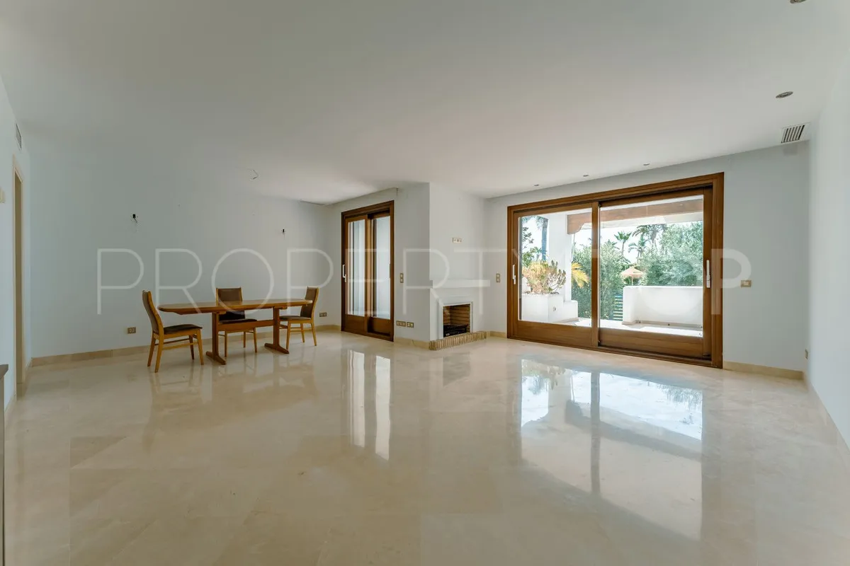 3 bedrooms El Paraiso town house for sale