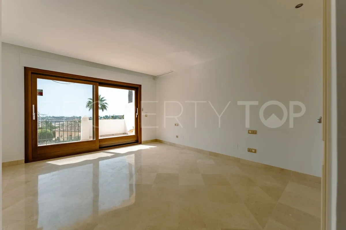 3 bedrooms El Paraiso town house for sale