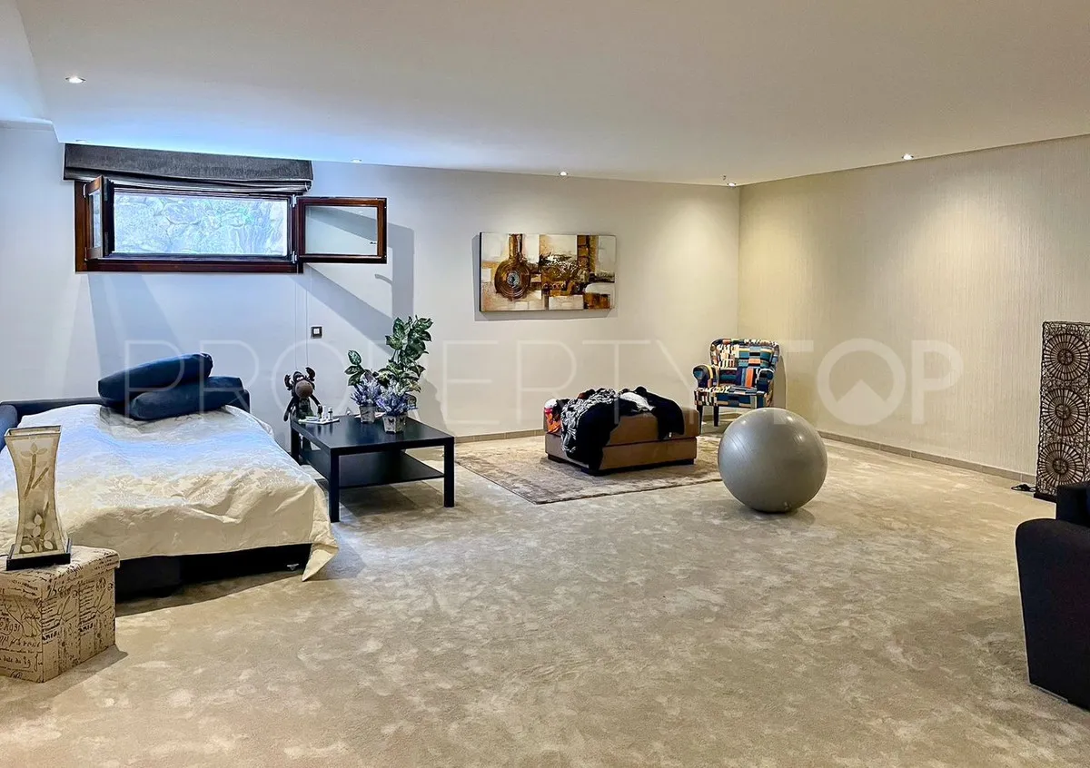 3 bedrooms El Paraiso town house for sale