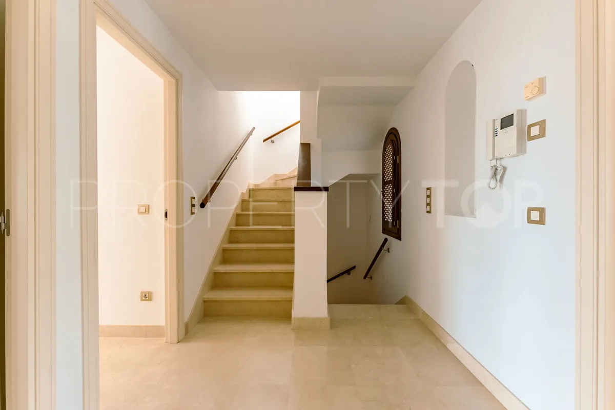 3 bedrooms El Paraiso town house for sale