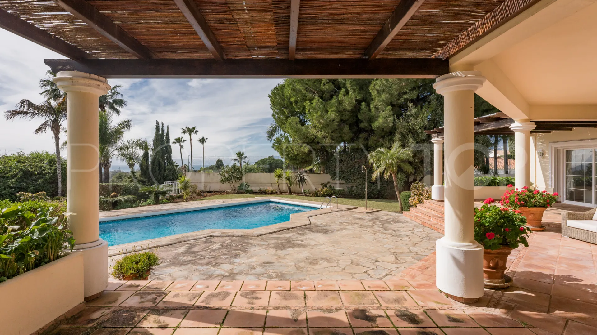 House for sale in Elviria
