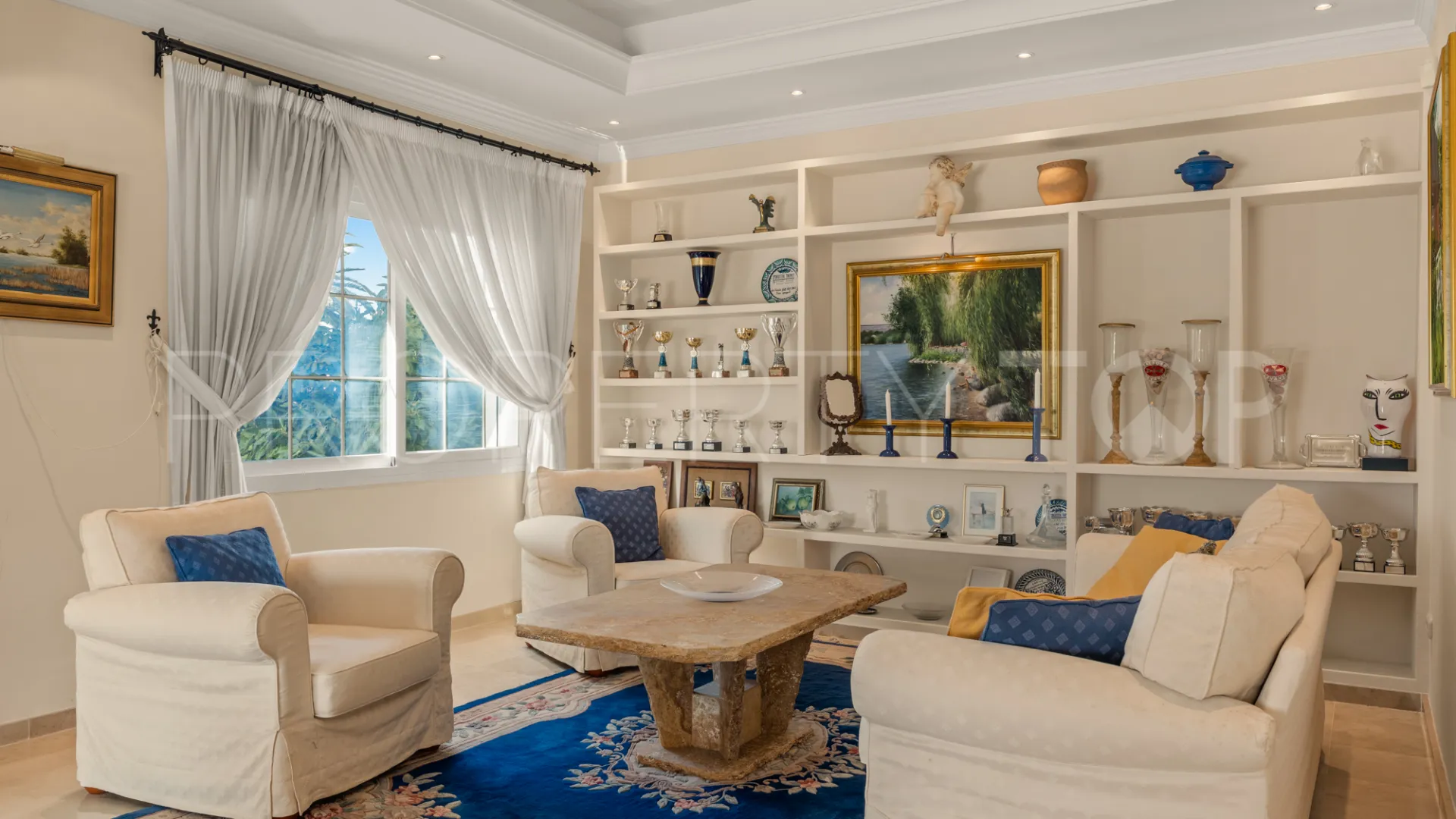 House for sale in Elviria