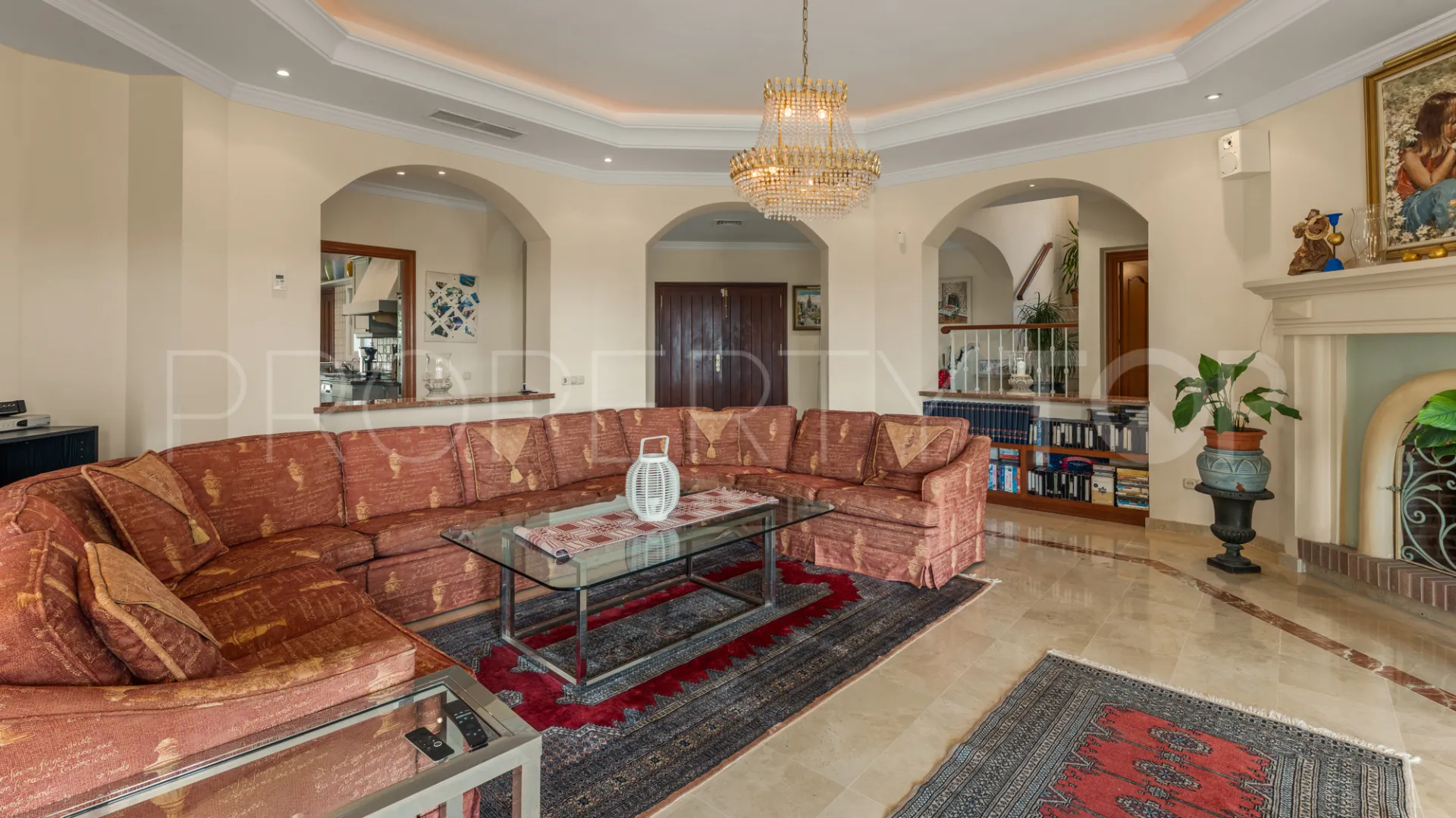 House for sale in Elviria