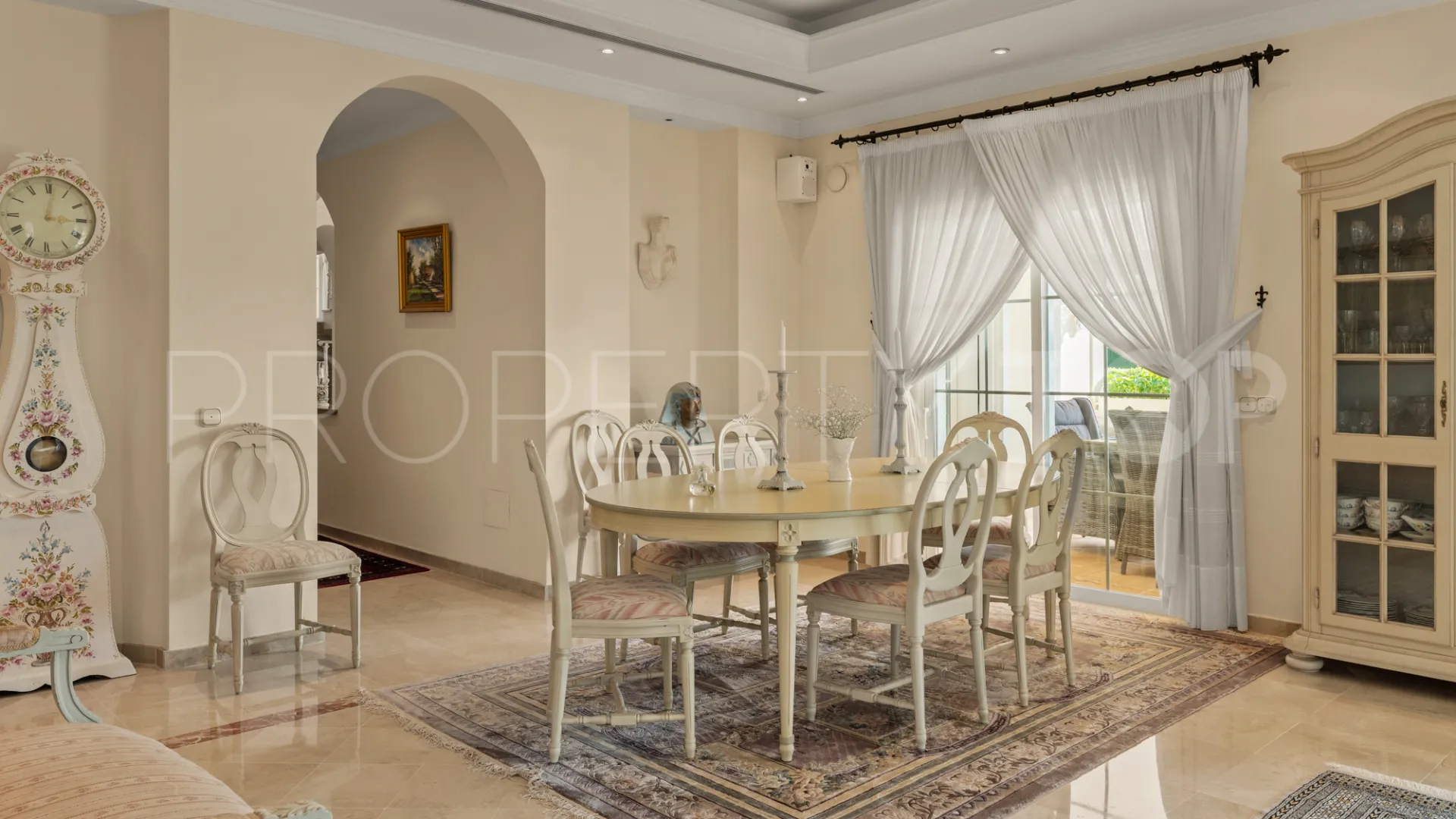 House for sale in Elviria