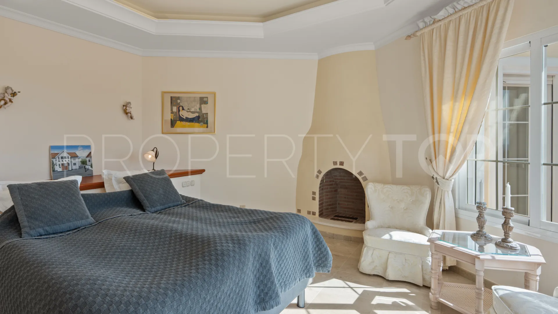 House for sale in Elviria