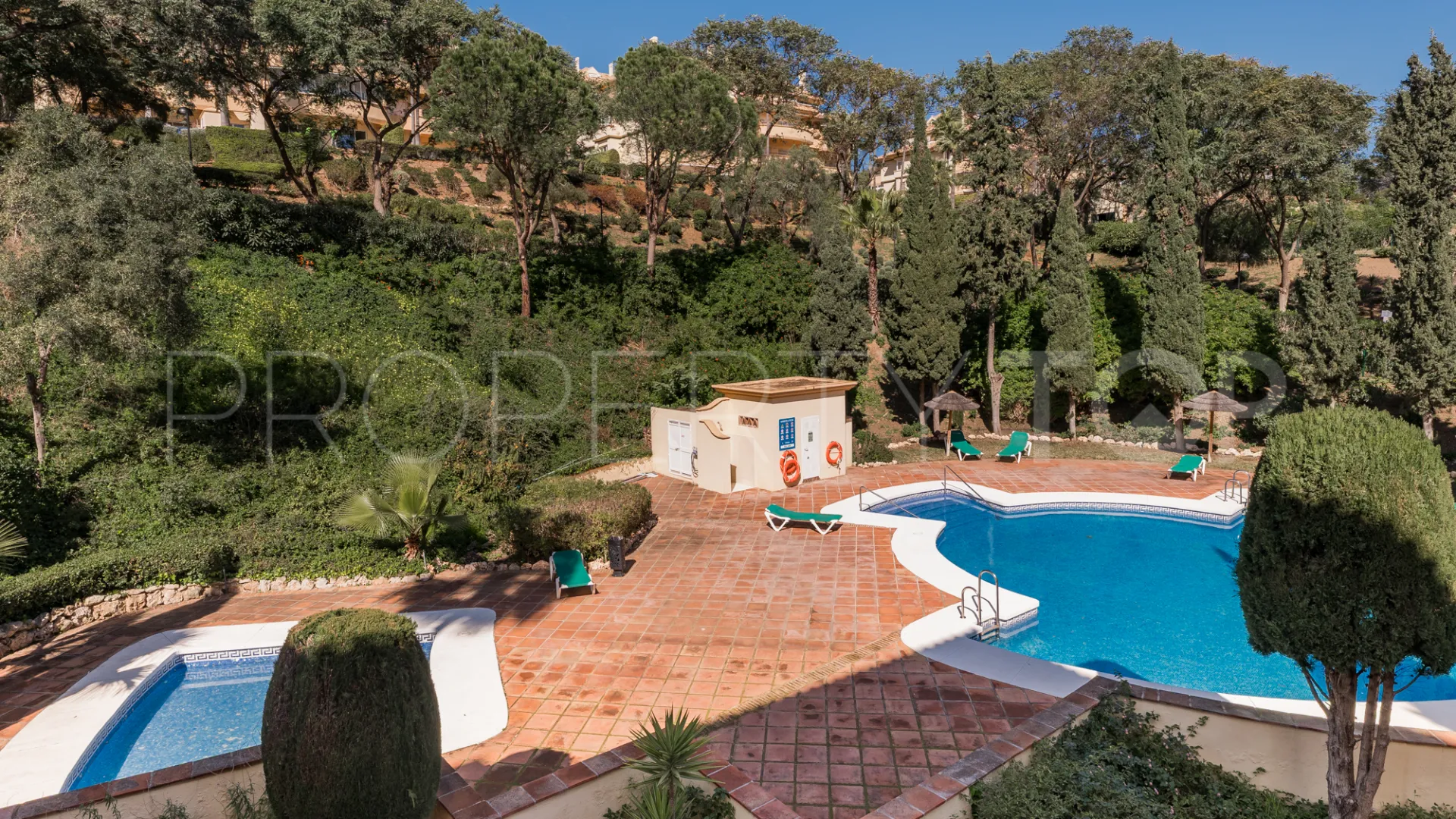 Apartment for sale in Elviria Hills