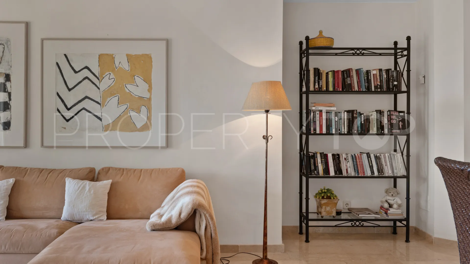 Apartment for sale in Elviria Hills