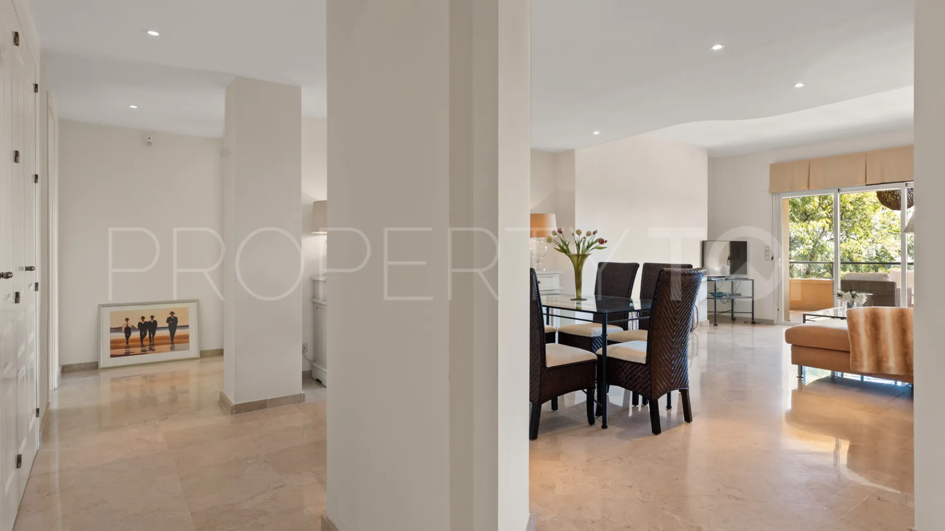 Apartment for sale in Elviria Hills