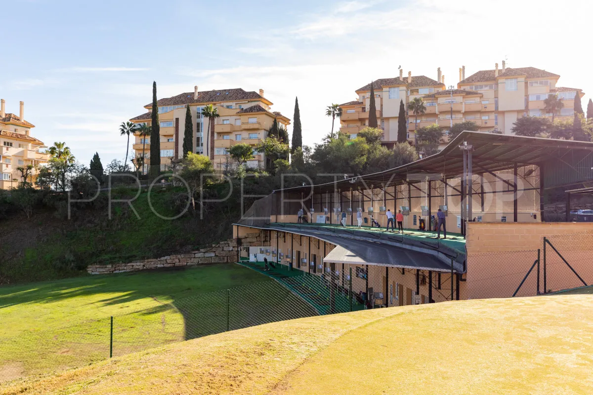 Apartamento en venta con 3 dormitorios en Elviria Hills