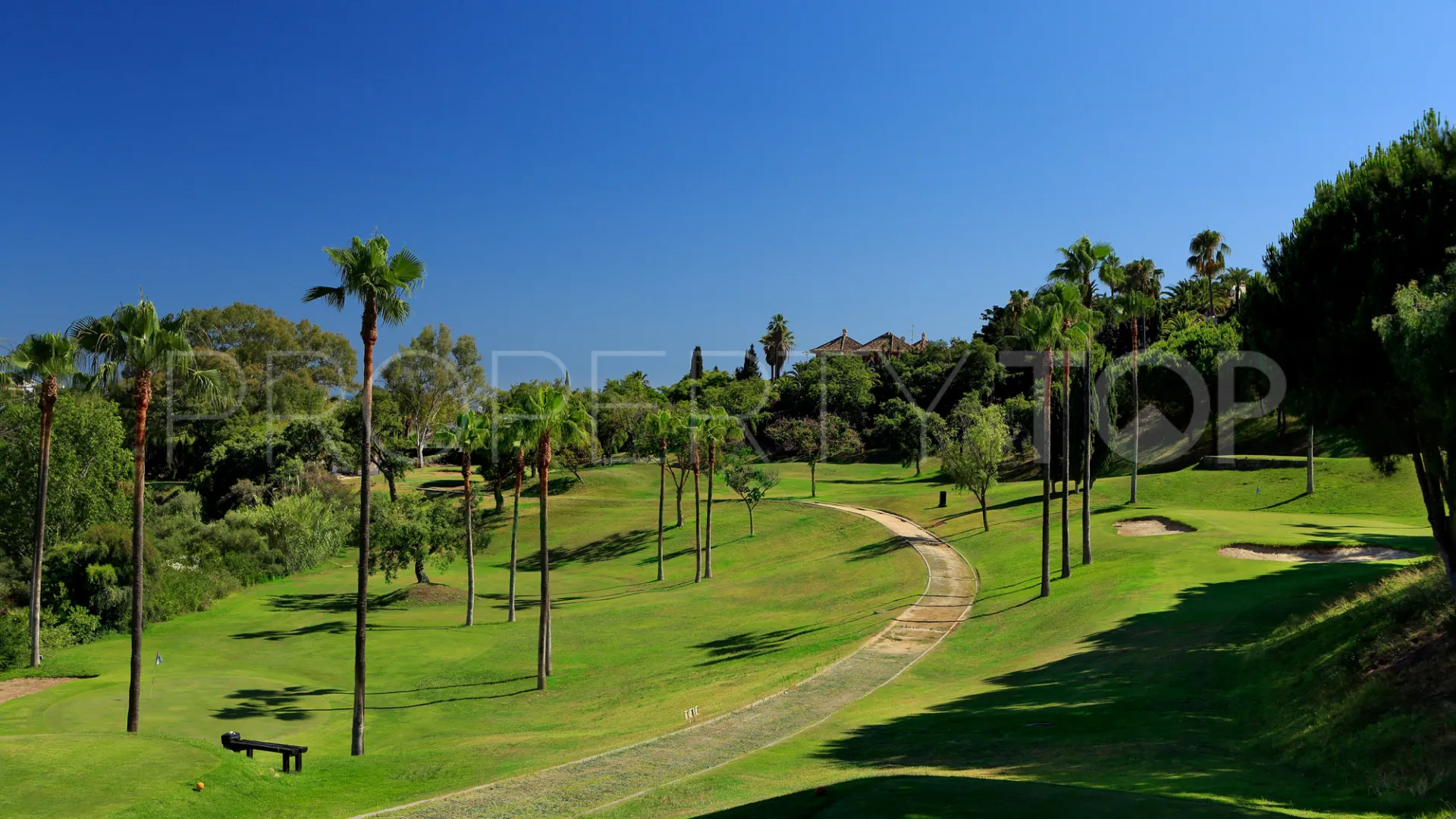 Apartamento en venta con 3 dormitorios en Elviria Hills