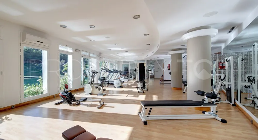 Se vende apartamento planta baja en Elviria Hills de 2 dormitorios