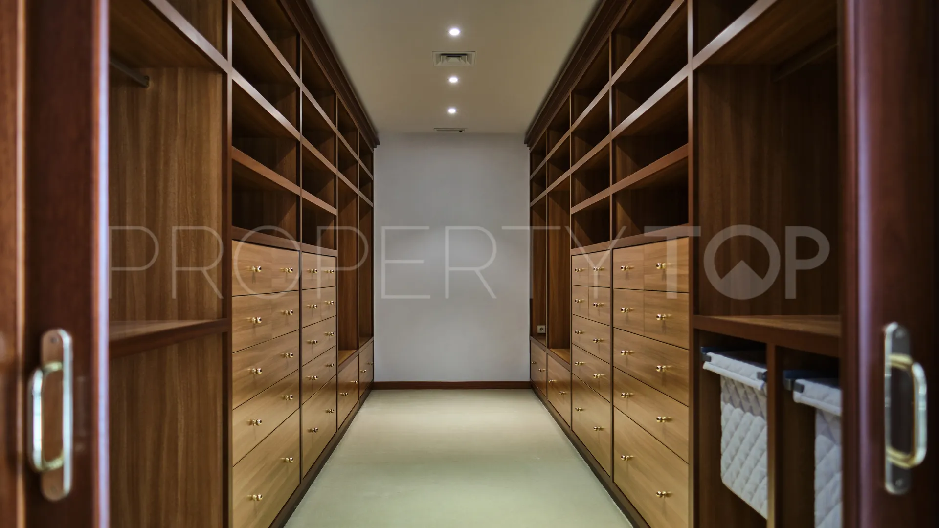 For sale villa in La Zagaleta
