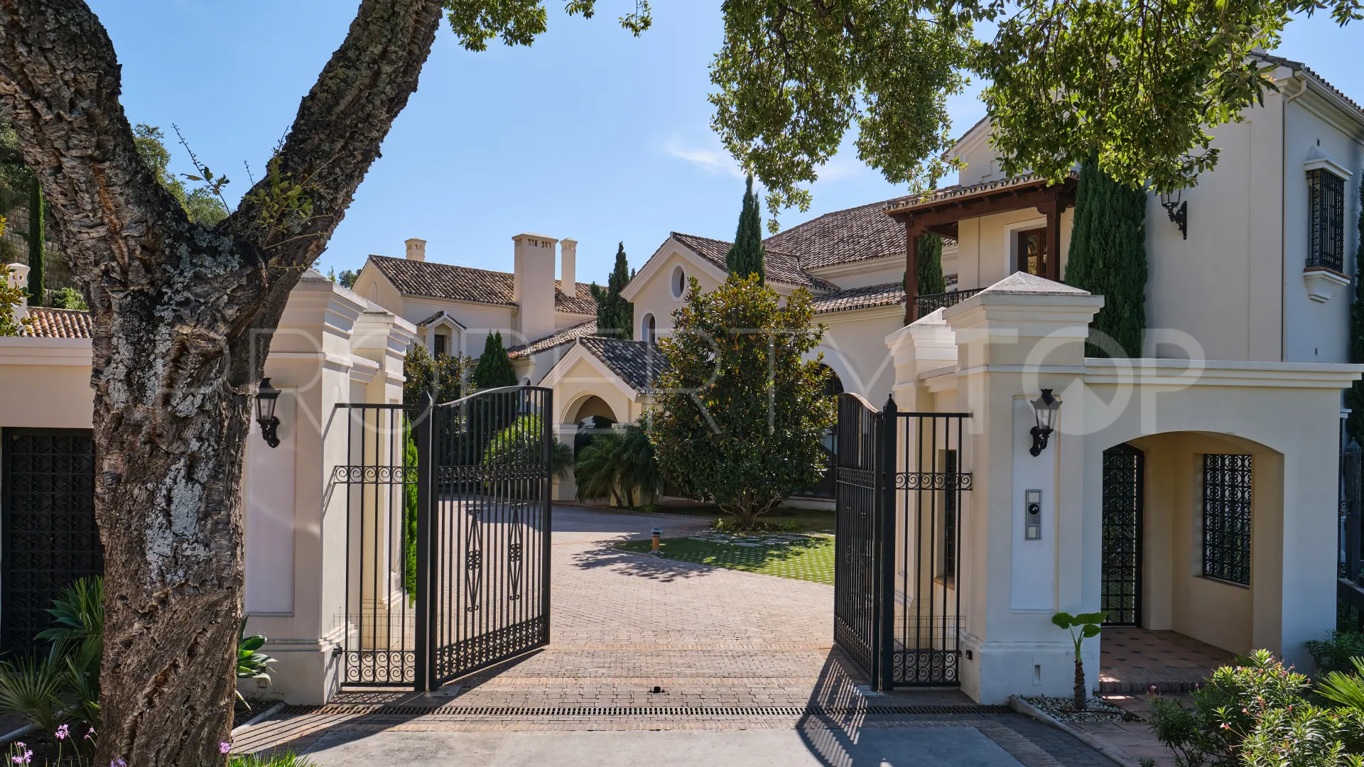 For sale villa in La Zagaleta