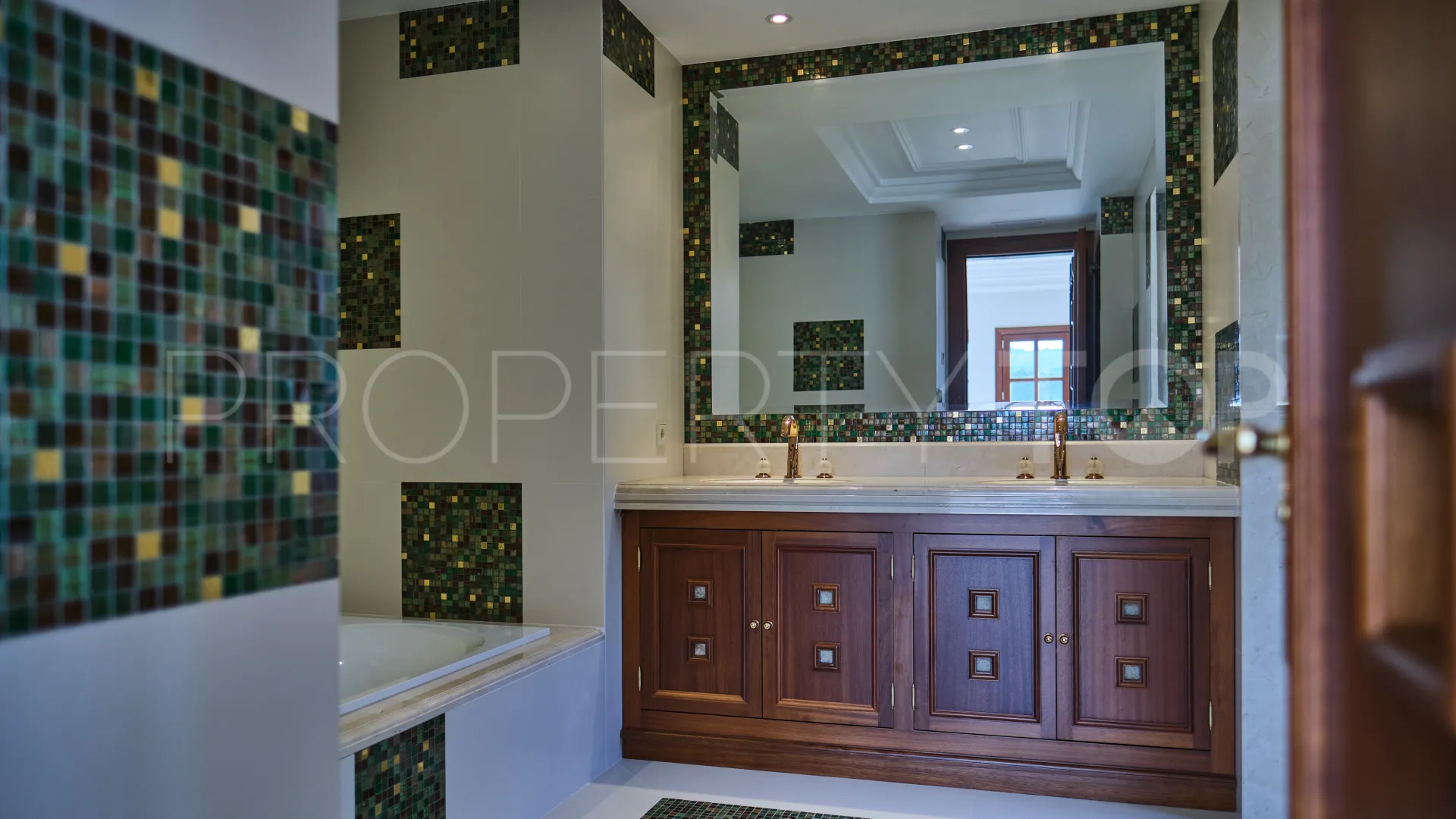 For sale villa in La Zagaleta