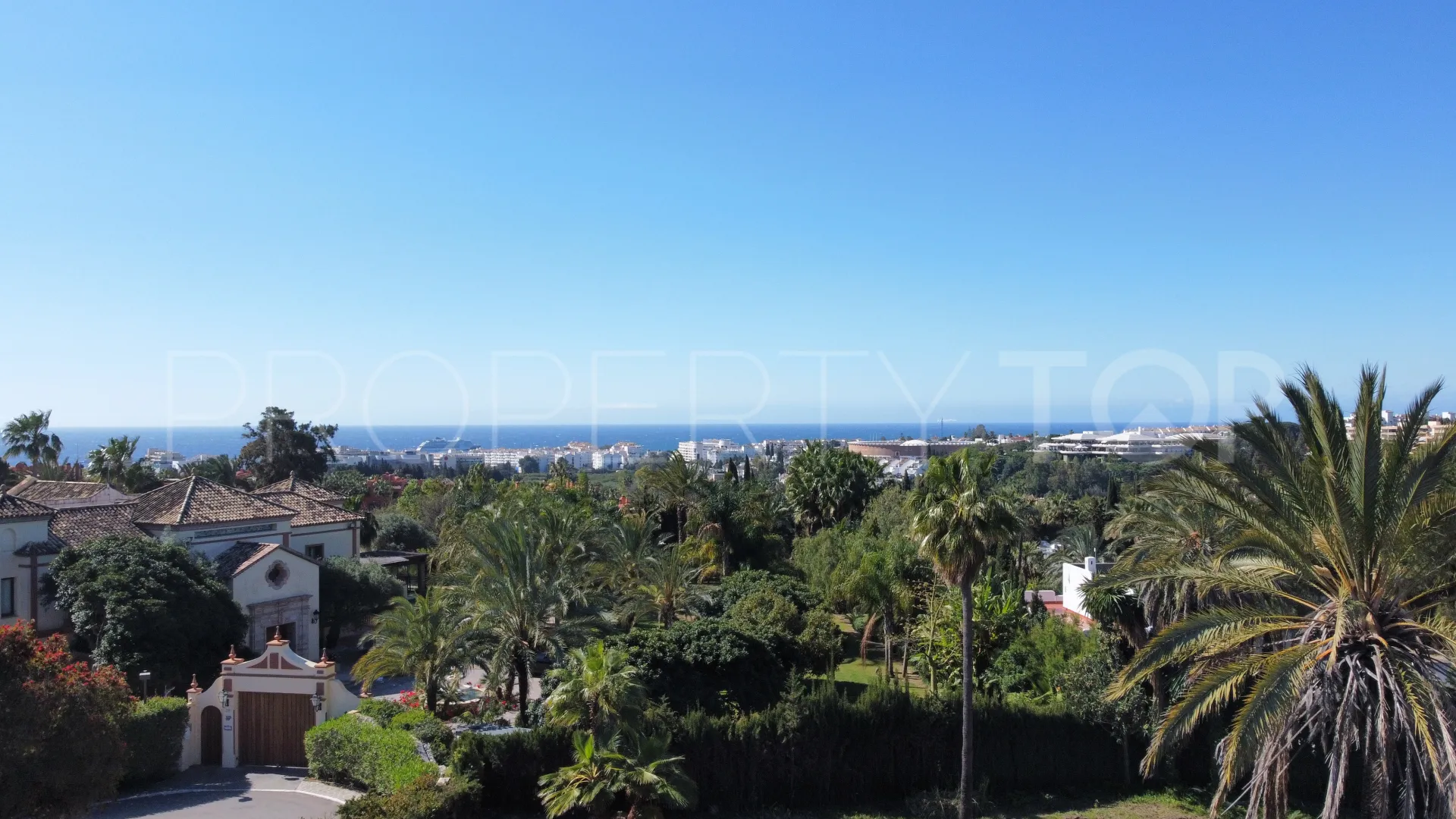Comprar villa pareada de 3 dormitorios en Atalaya de Rio Verde