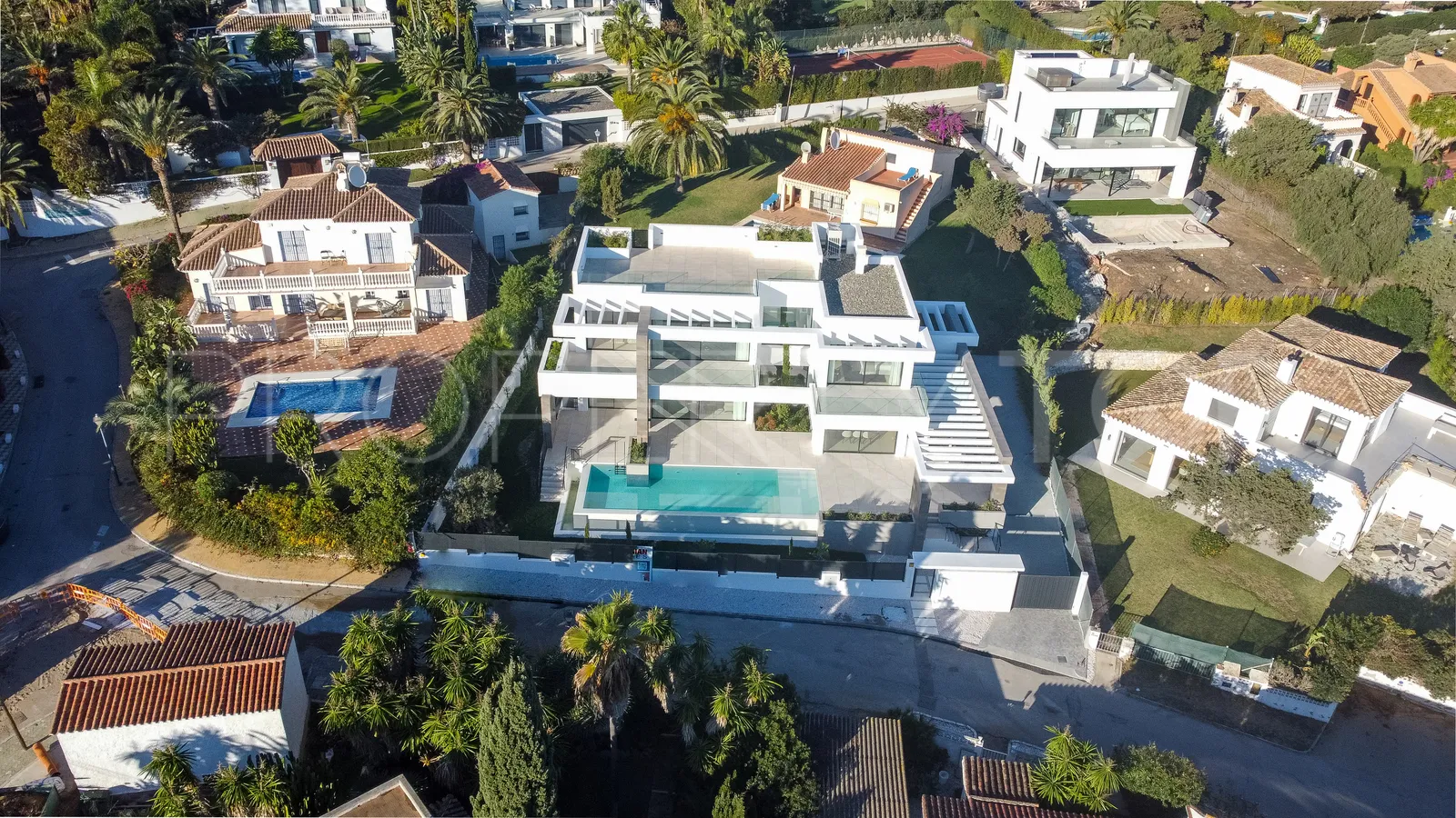 Se vende villa en Marbesa