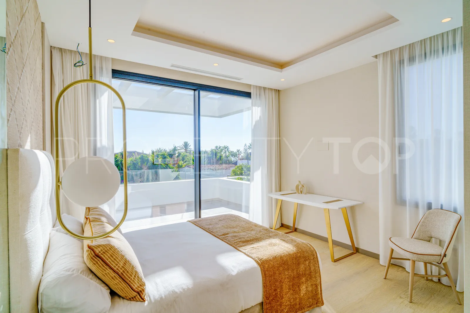 Se vende villa en Marbesa