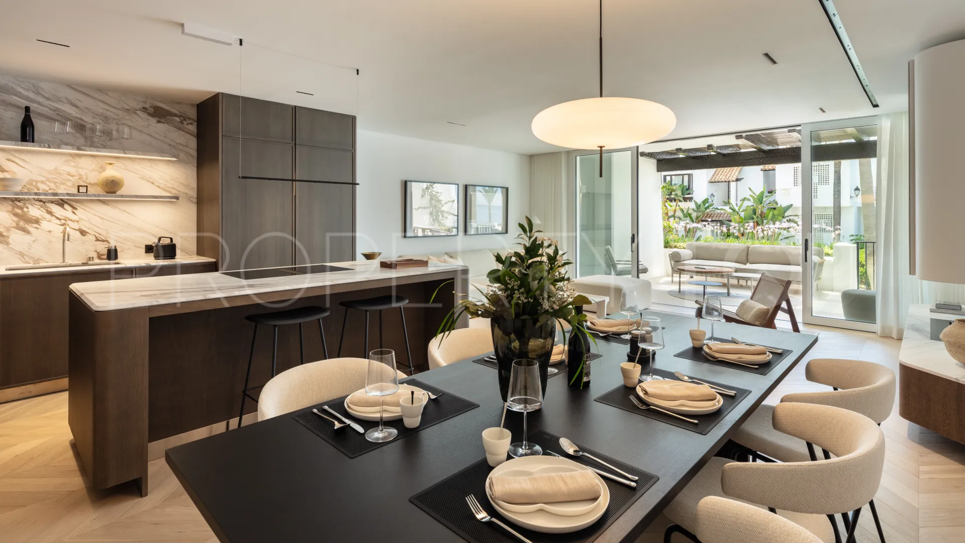 Apartamento con 3 dormitorios en venta en Marina Puente Romano