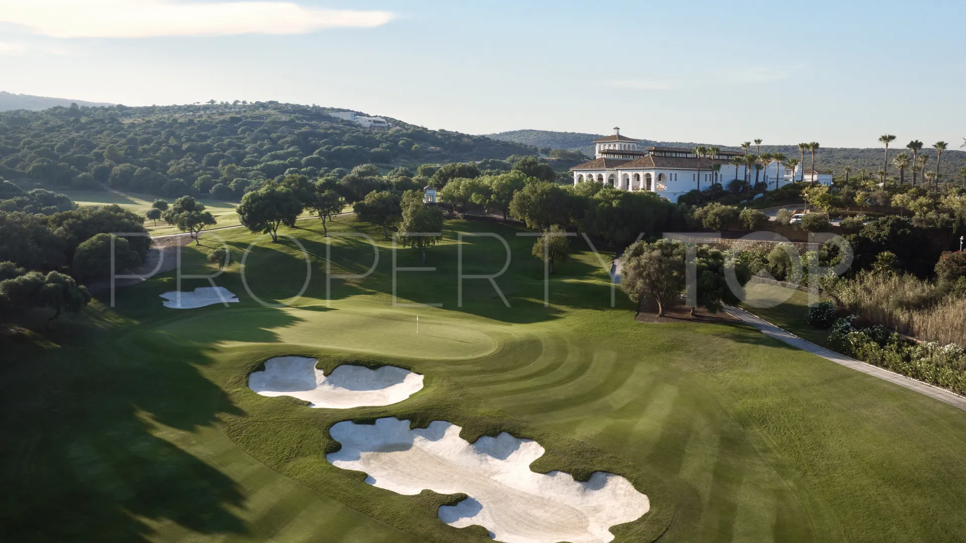 Villa de 6 dormitorios en venta en Los Altos de Valderrama
