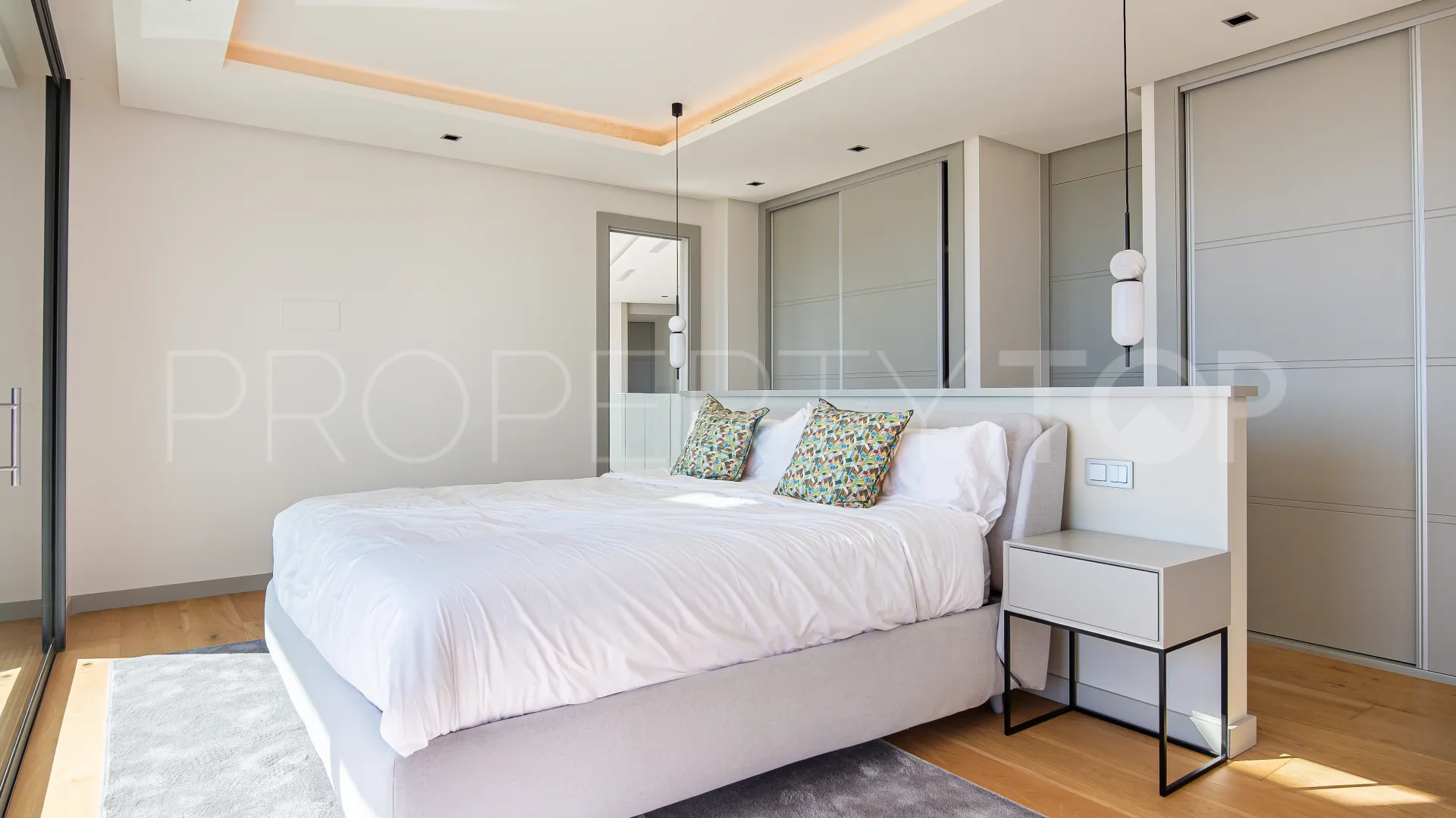 Se vende villa en Lomas de La Quinta