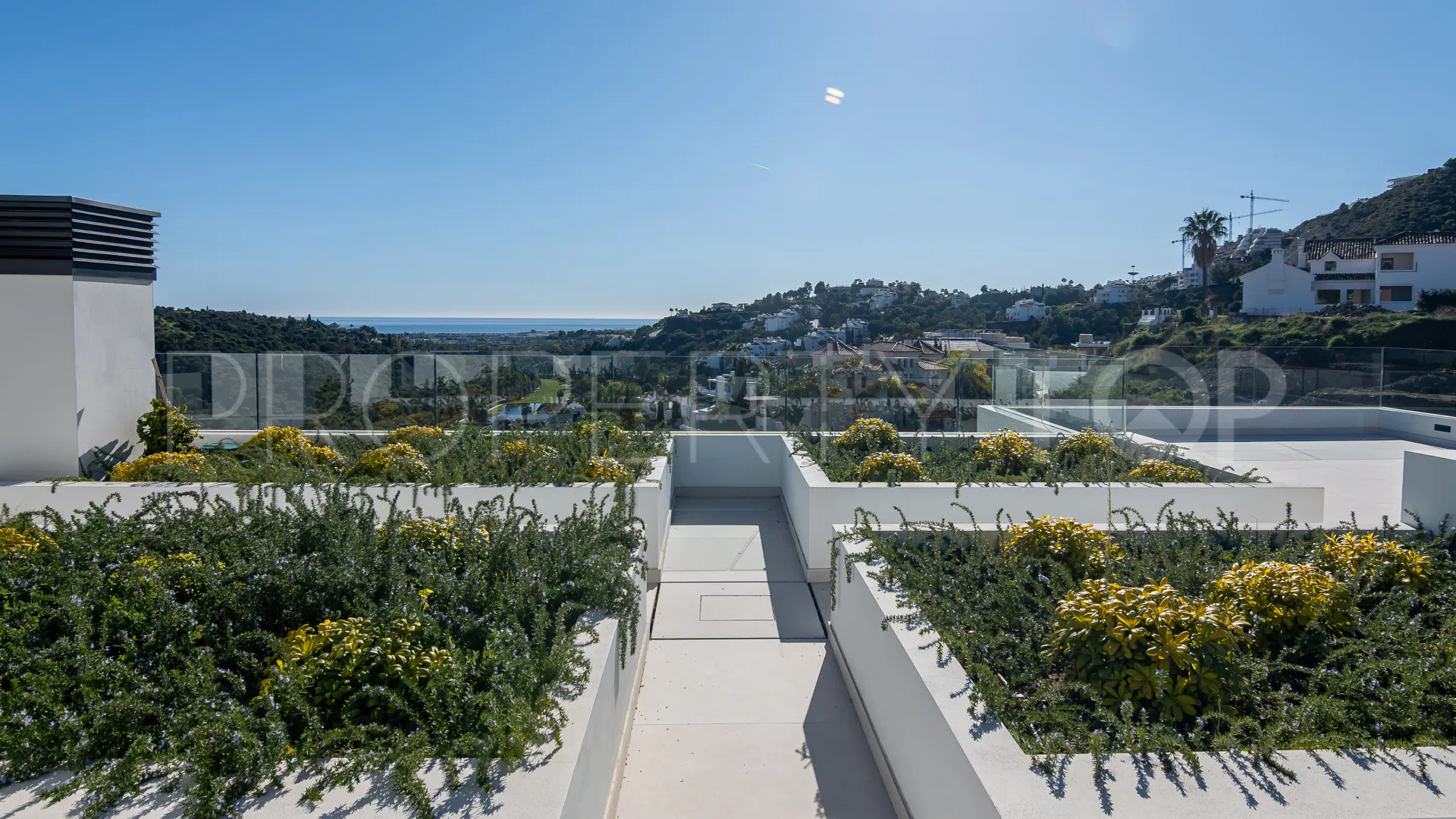 Se vende villa en Lomas de La Quinta