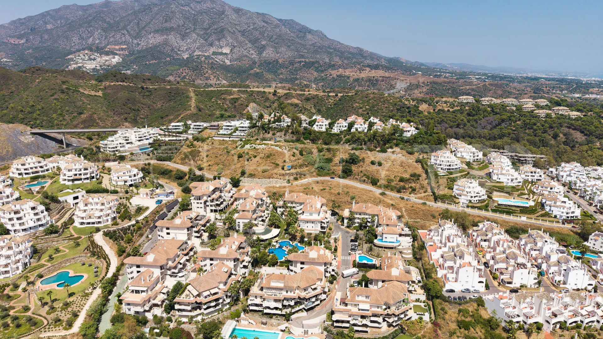 Apartamento con 4 dormitorios a la venta en Aloha Hill Club