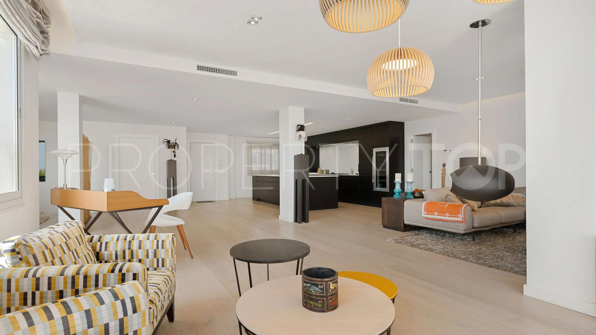 Apartamento con 4 dormitorios a la venta en Aloha Hill Club