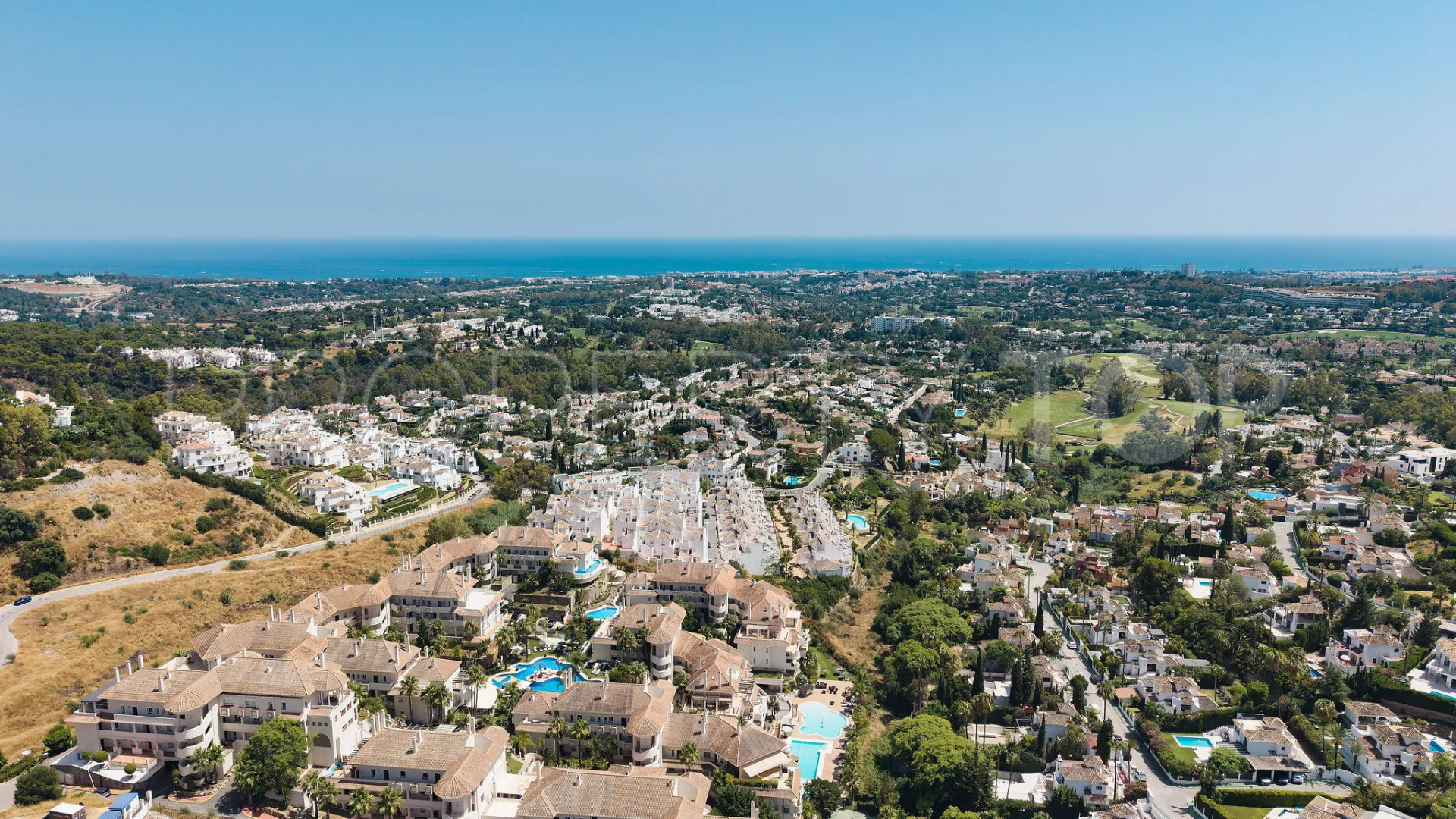 Apartamento con 4 dormitorios a la venta en Aloha Hill Club