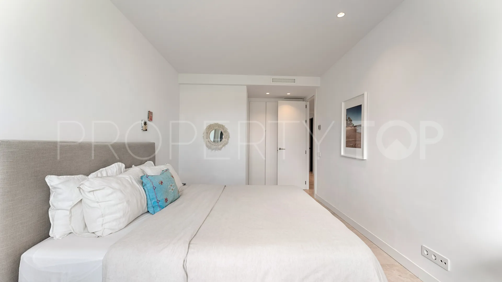 4 bedrooms Santa Clara ground floor apartment for sale