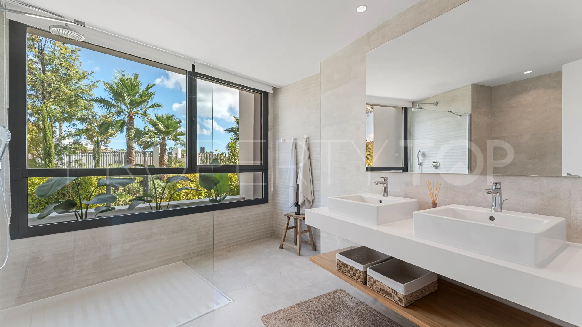 4 bedrooms Santa Clara ground floor apartment for sale